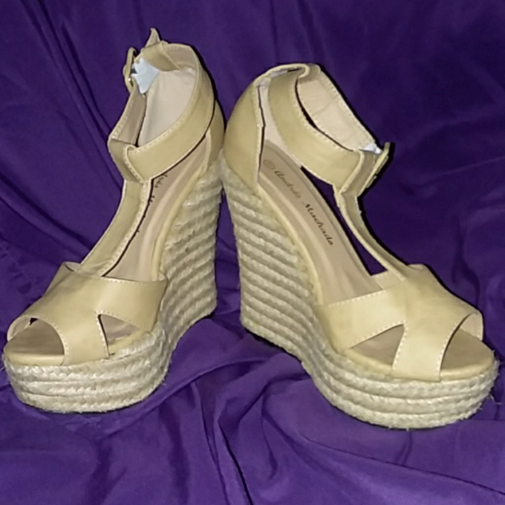 Woven Heel Wedges